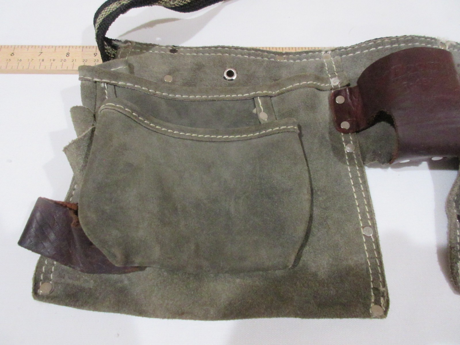 made in Mexico Leather Tool Carpenter Belt construction