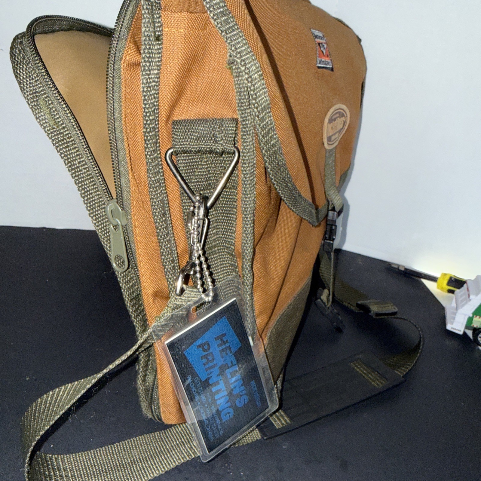 Bucket Boss Canvas Contractor Messenger Shoulder Bag 17x13in Strong Pockets