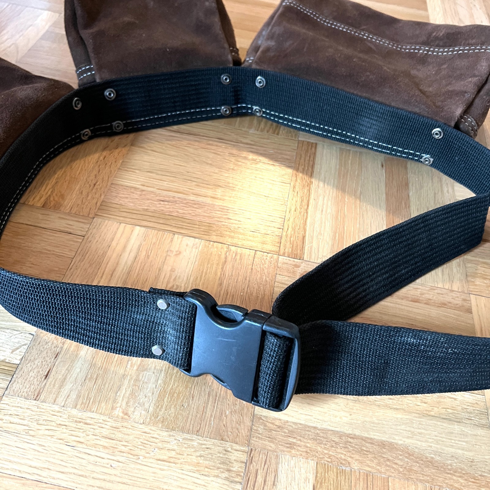 Master Force Heavy Duty Tool Belt Brown Suede Adjustable Construction Carpenter