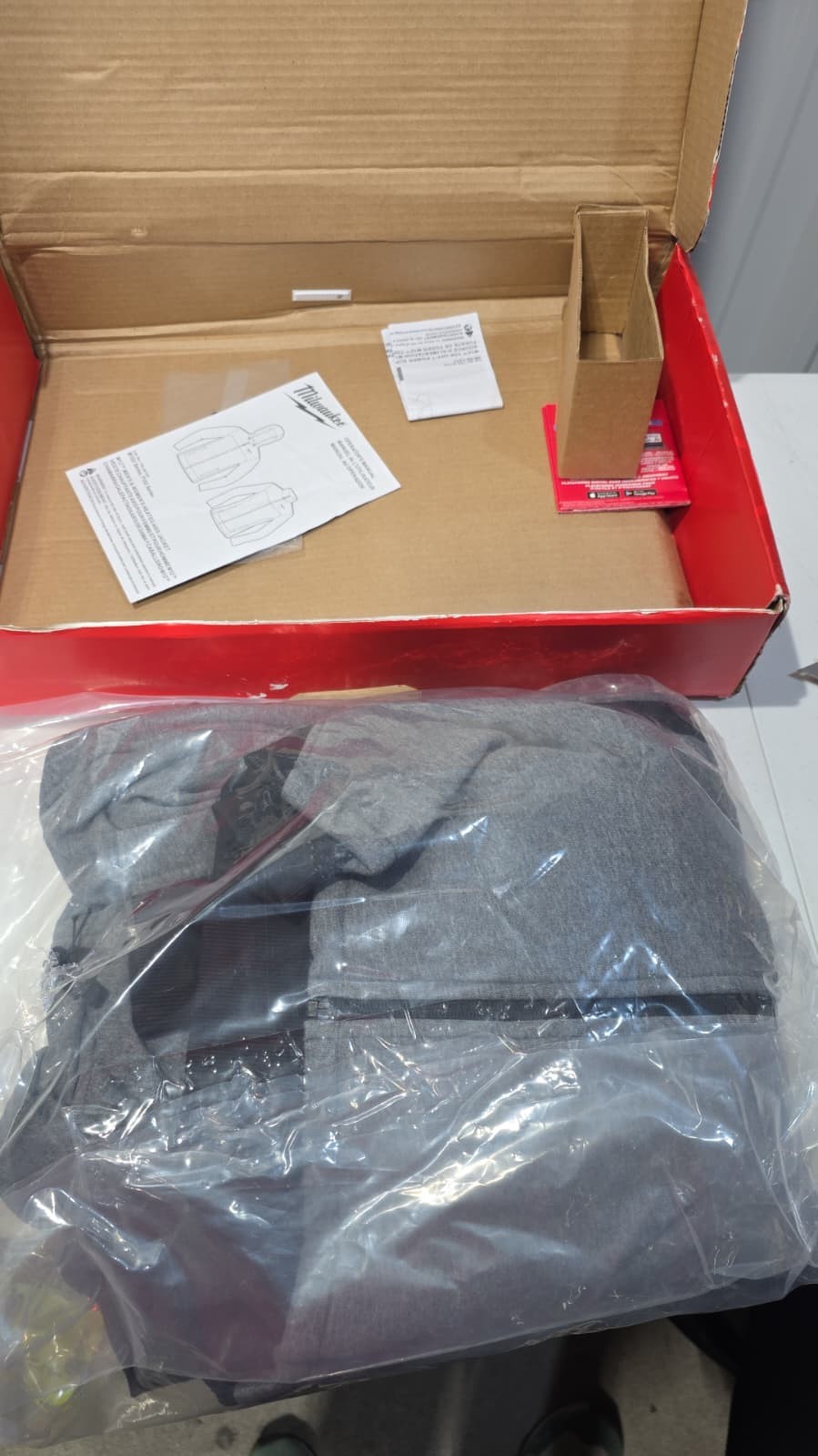 Milwaukee AXIS M12 Women’s Heated Jacket Kit Hexon Black F102B-21L **2XL**