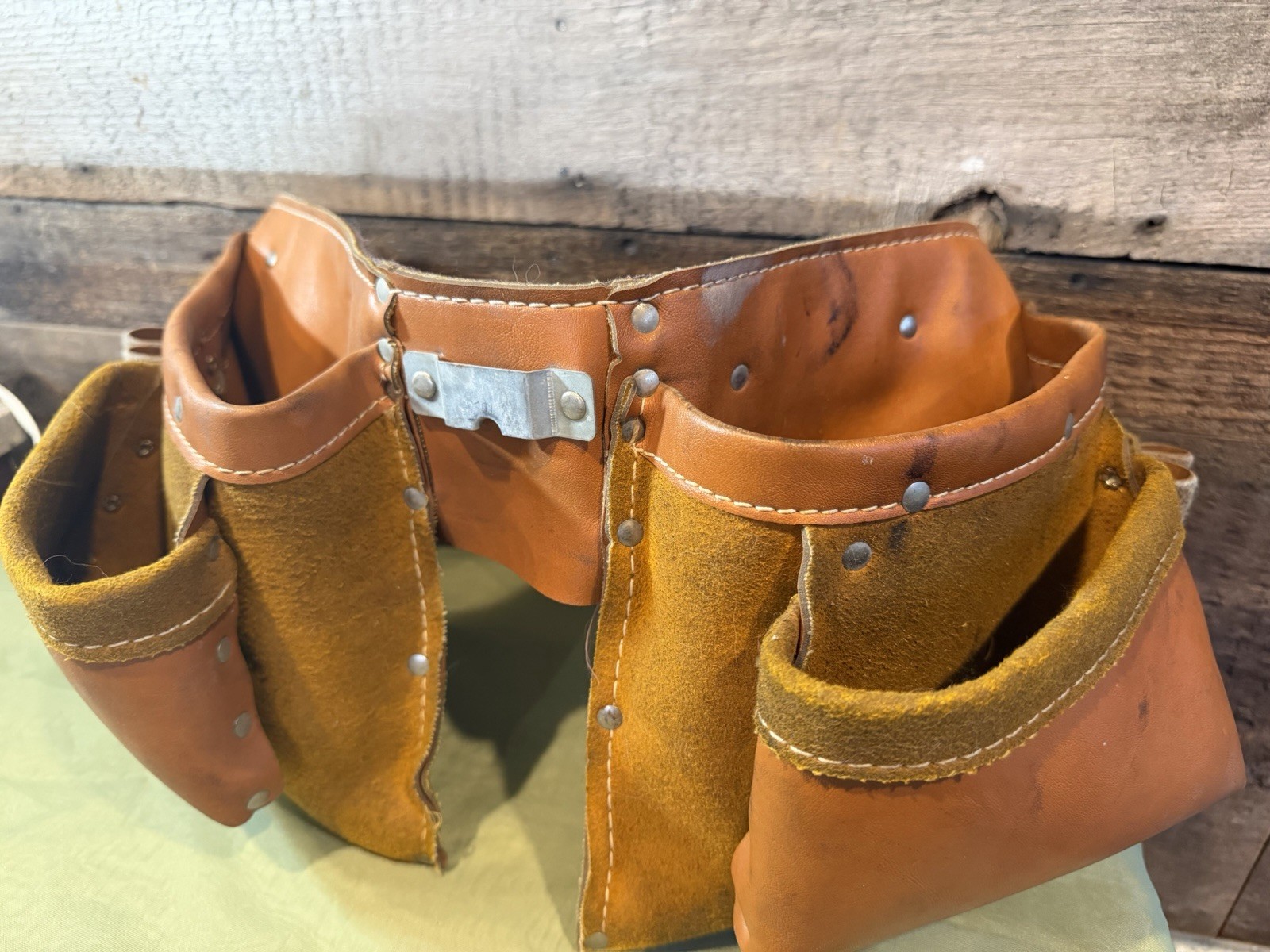 Genuine Suede Leather Tool Belt – Light Tan Leather Good Cond