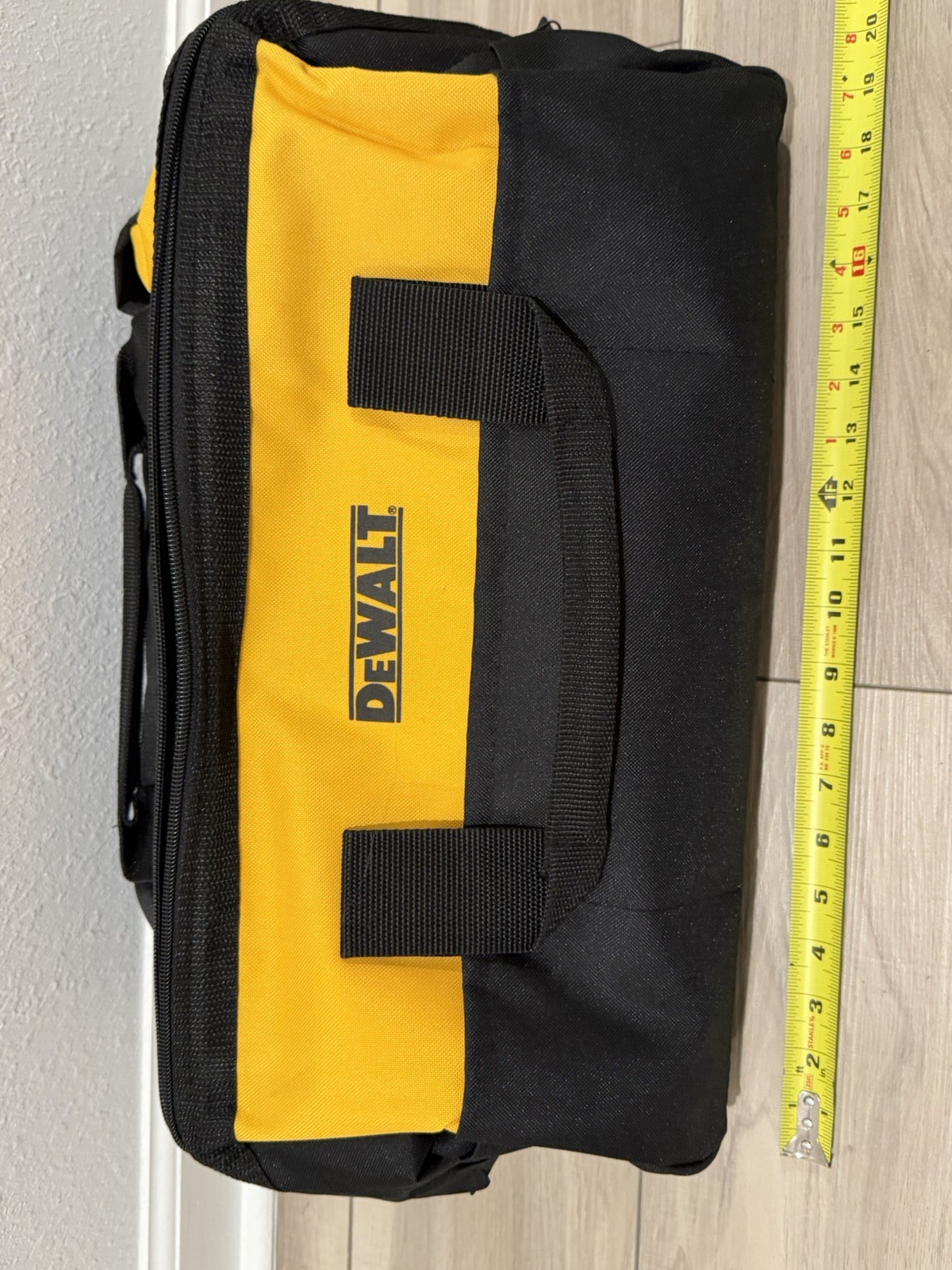 New Dewalt Tool Bag Heavy Duty Ballistic Nylon 19” x 12″ x11″