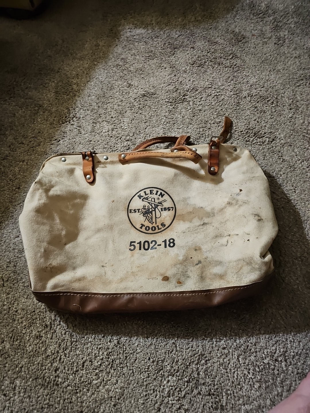 Klein Tools 5102-18 Canvas Tool Bag Large Beige Brown Leather Bottom Heavy Duty