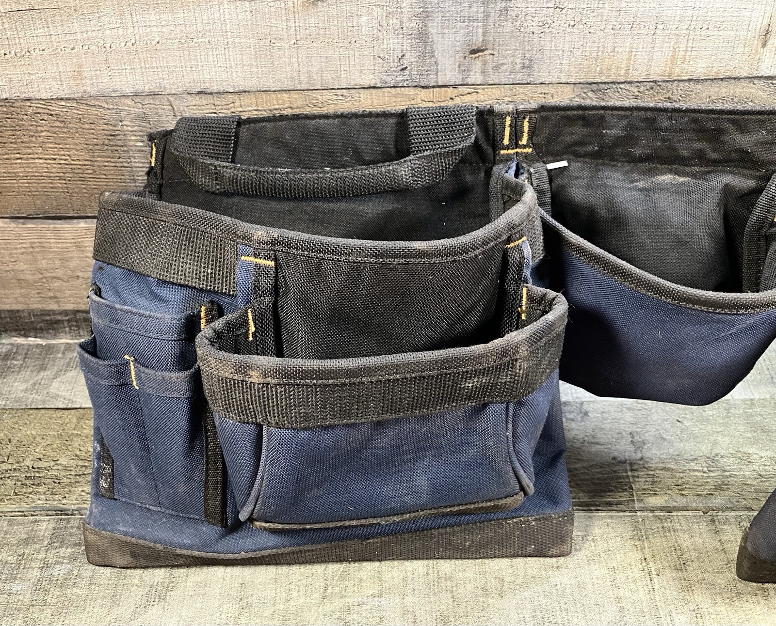 Husky Tool Belt, Blue Heavy Polyester, 3 Pouches, 13 Pockets & 2 Hammer Loop CLC