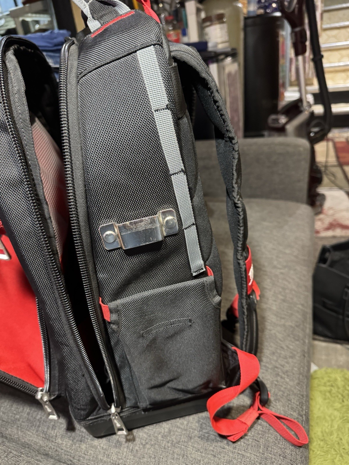 Milwaukee Ultimate Jobsite Backpack -Red/Black (48-22-8201)