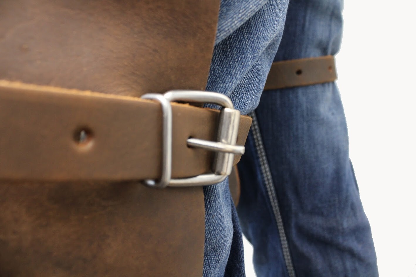 Leather chap for construction. Oil tan color(SST 1244)