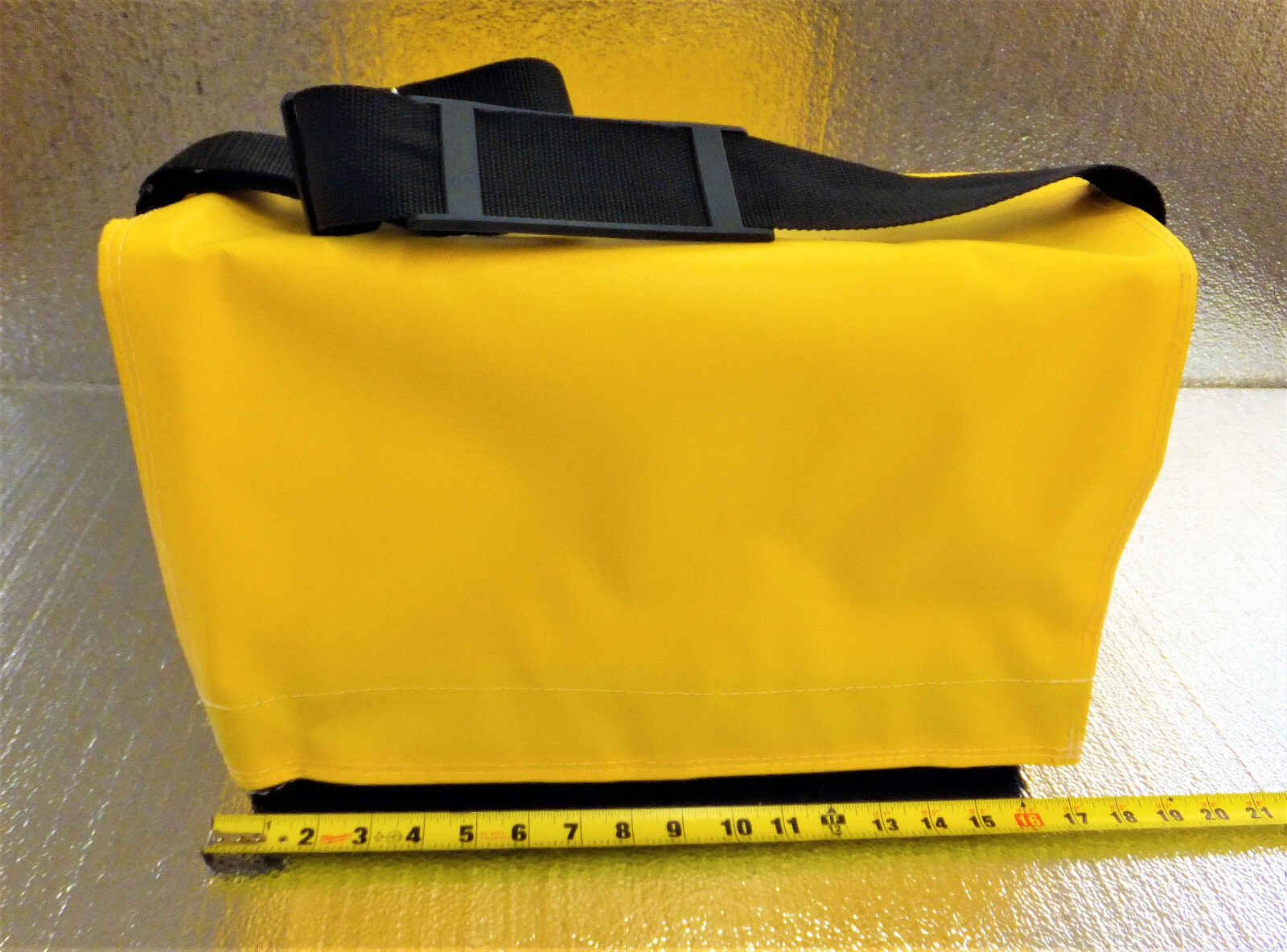 TOOL BAG-HARD WALL, VINYL COATED NYLON, 17″x7″x10″ HIGH STORAGE CAPACITY NEW