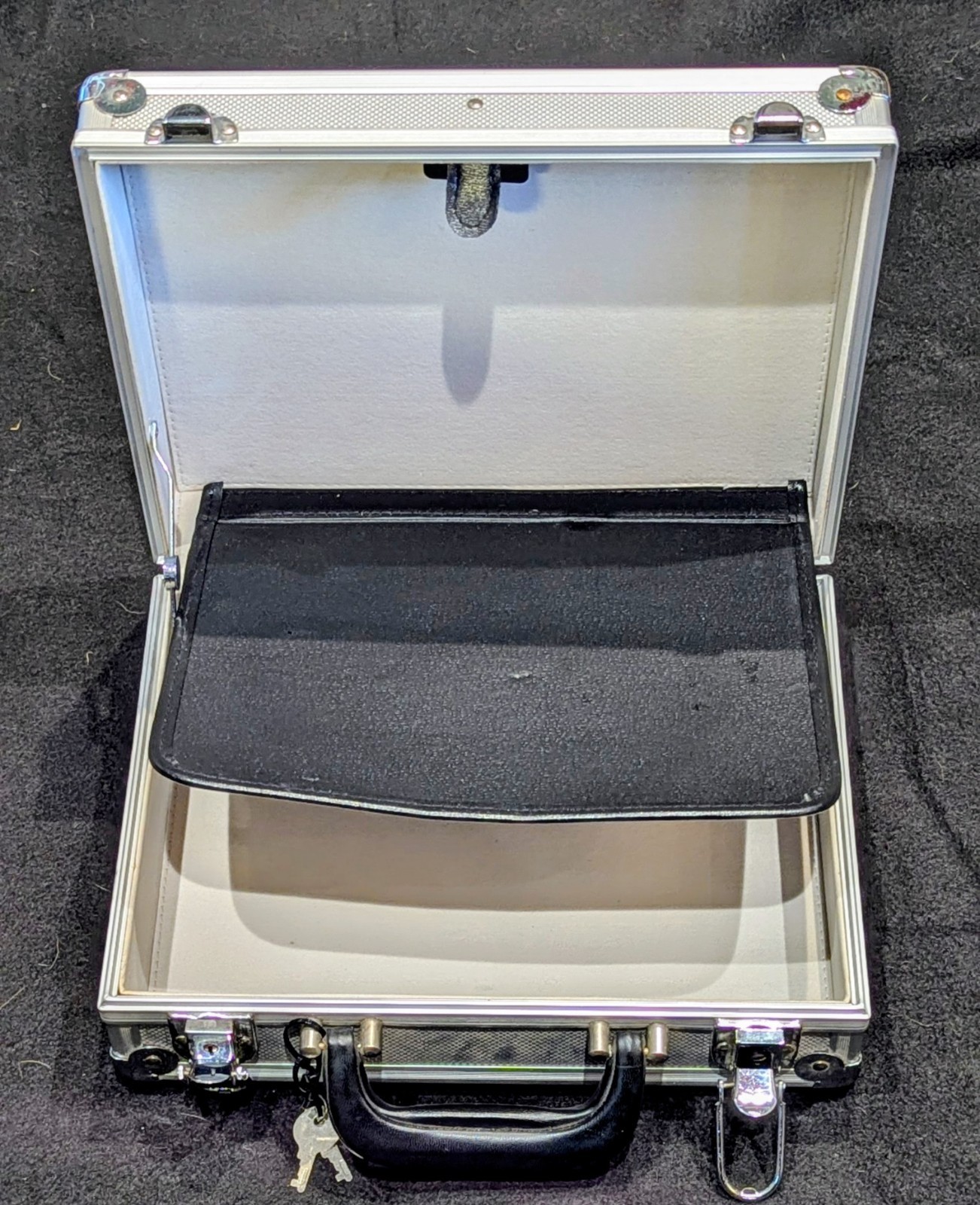 Silver Aluminum Hard Case Tool Attache Briefcase Tech Field Engineer Locking Key