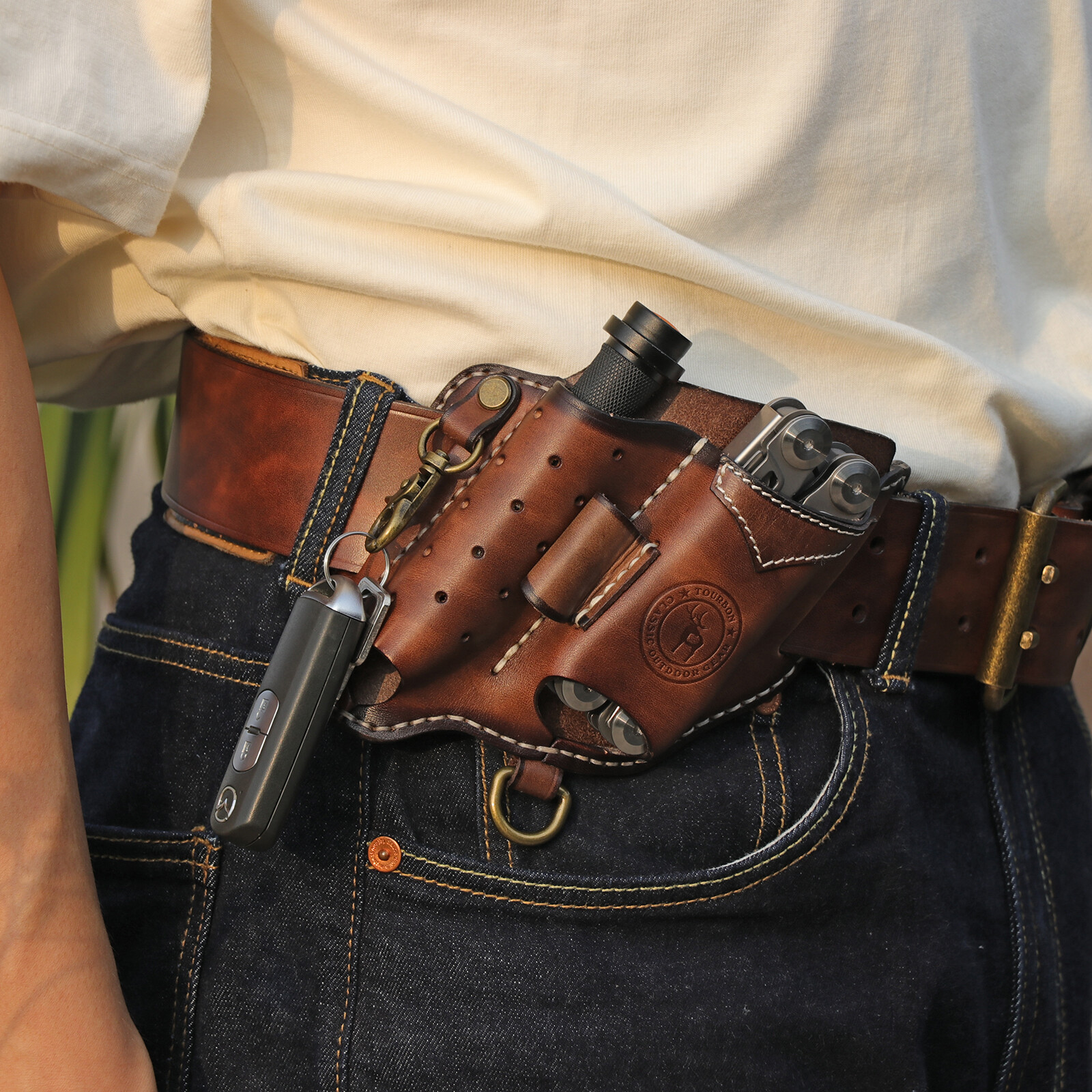 TOURBON 4-in-1 Camping Tools Sheath EDC Multitool Flashlight Pen Belt Holster