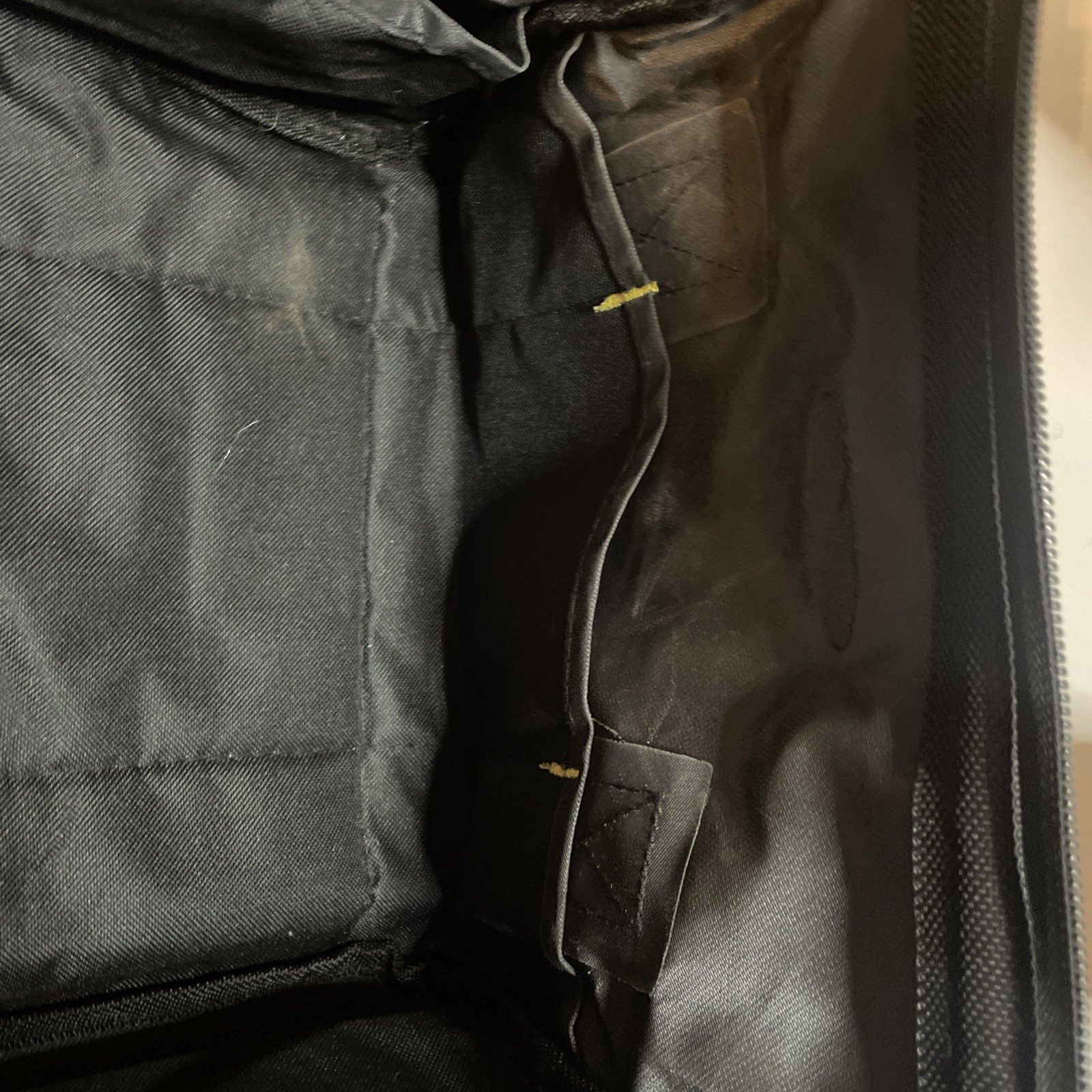 Voyager 12″ Portable Tool Bag with 21 Tool Pockets Large Opening 24 lb Capacity