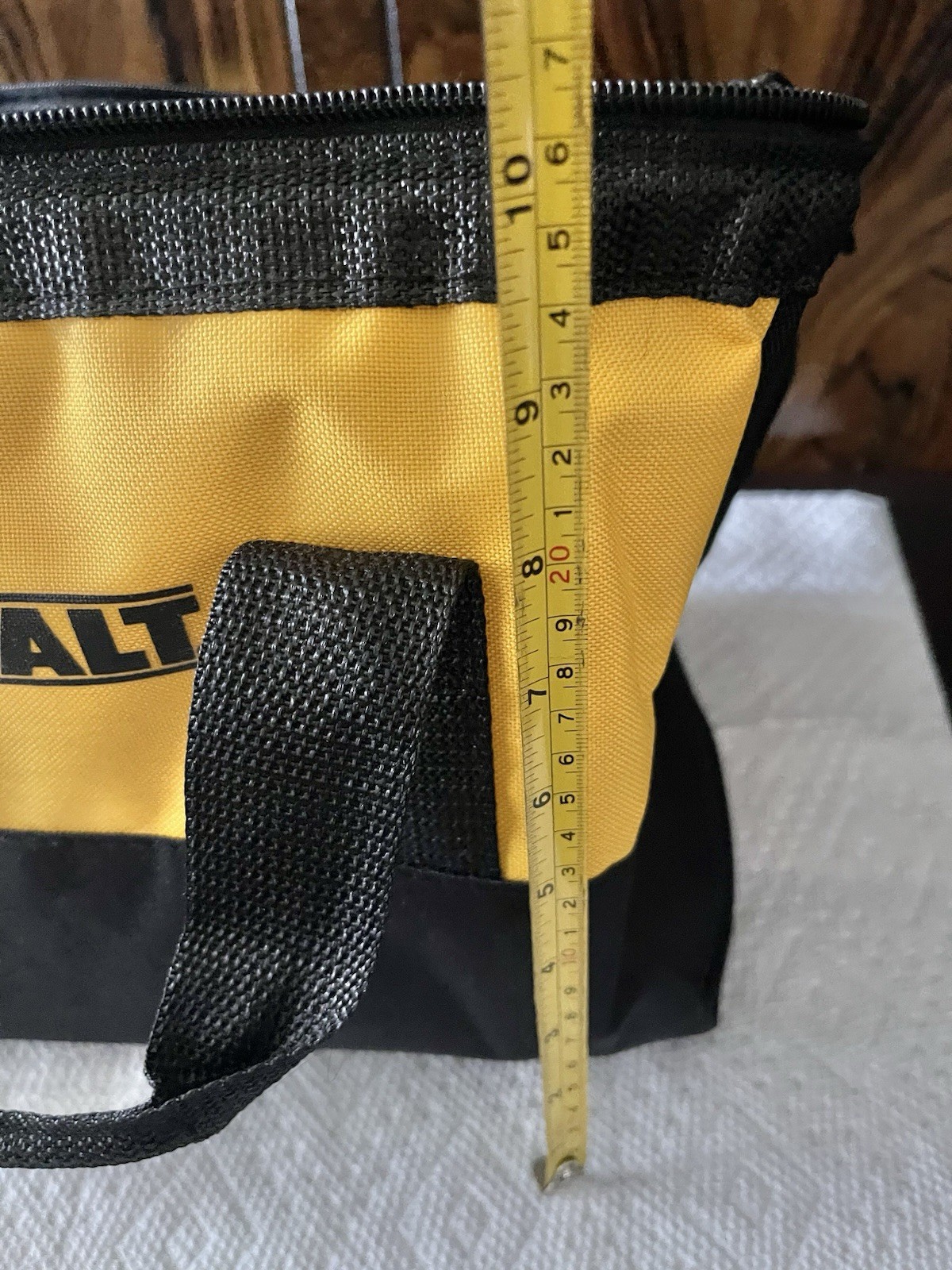 NEW Dewalt Large Nylon 13 x 10 x 10 Collapsable Tool Bag Tote