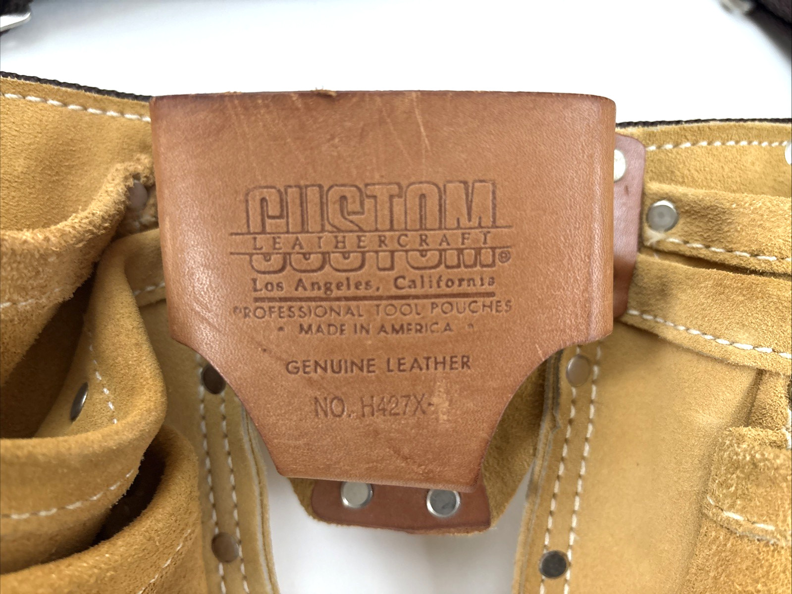 Carpenter LEATHER TOOL BELT/POUCH Custom Leathercraft CLC H427X Barely Used EUC