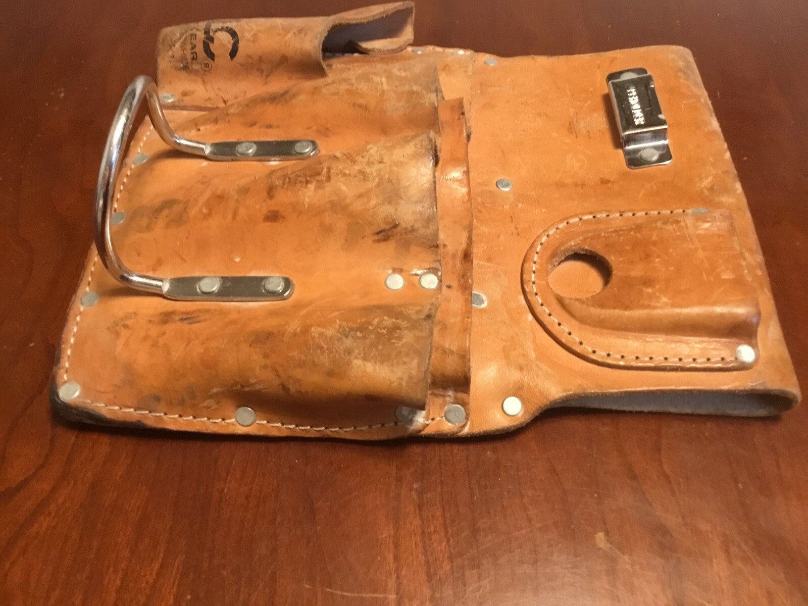 CLC Work Gear Top Grain Leather Tool Belt 7 Pocket Pouch Heavy Duty Used 10.5”