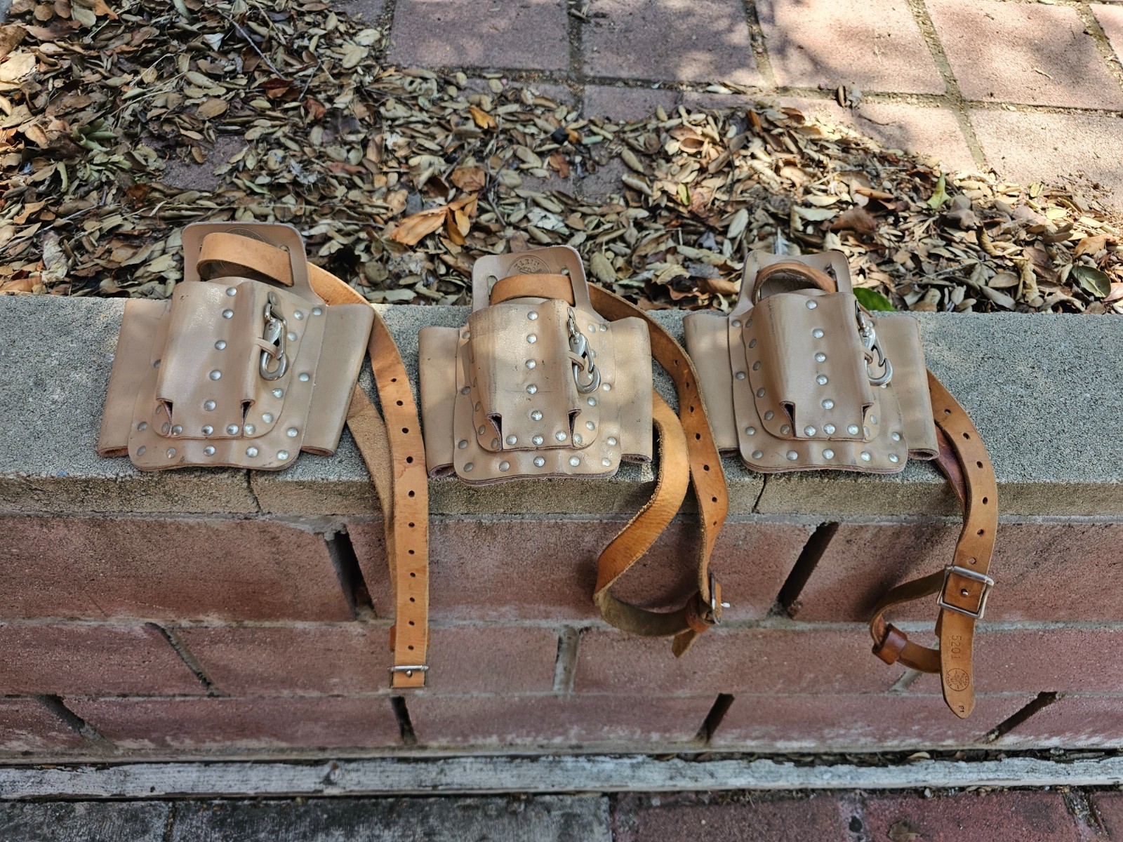 3 Pieces Klein Tools 5150 Electricians Genuine Leather Tool Pouch With 5201 Belt