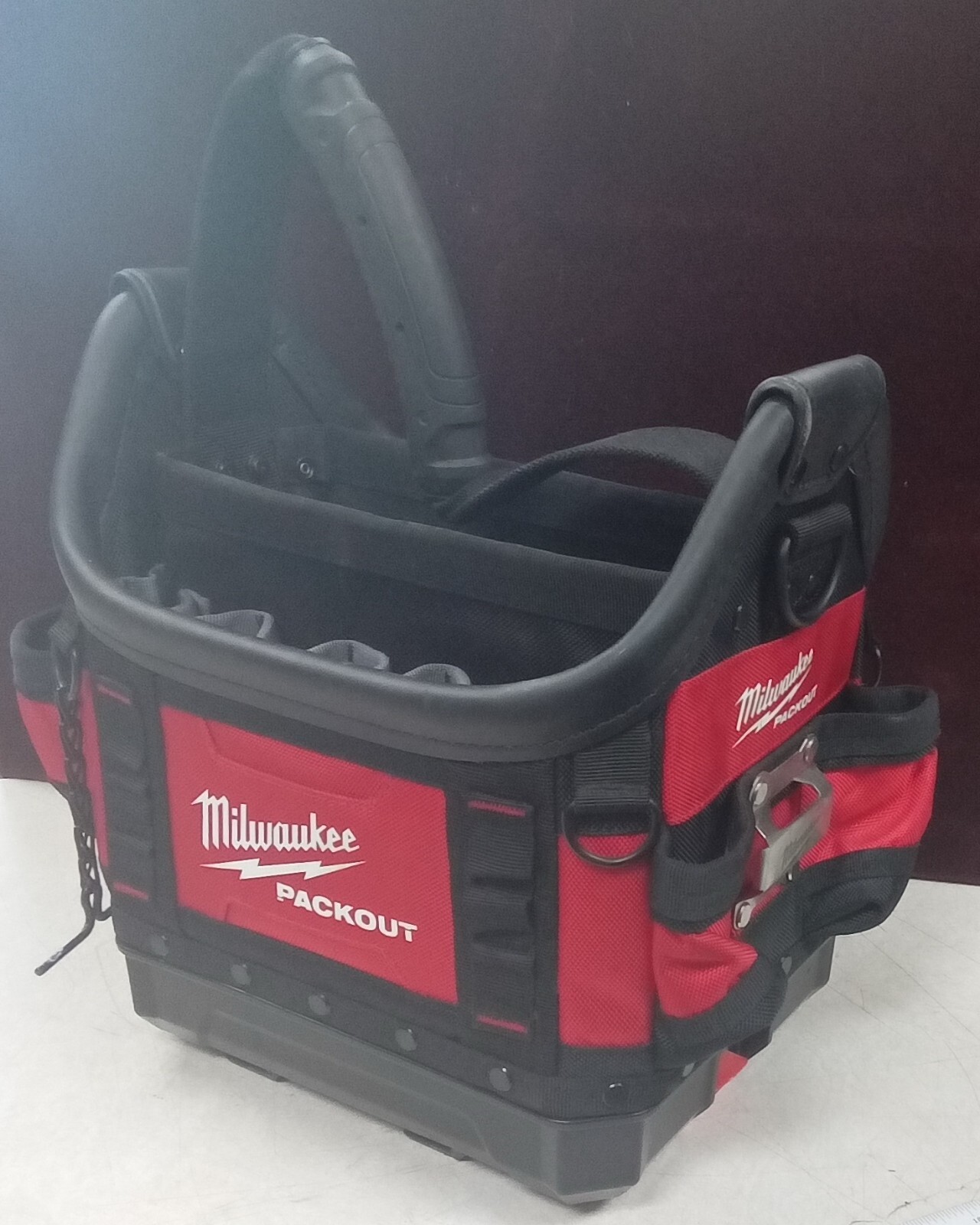 Milwaukee PACKOUT 10 in. Structured Tote