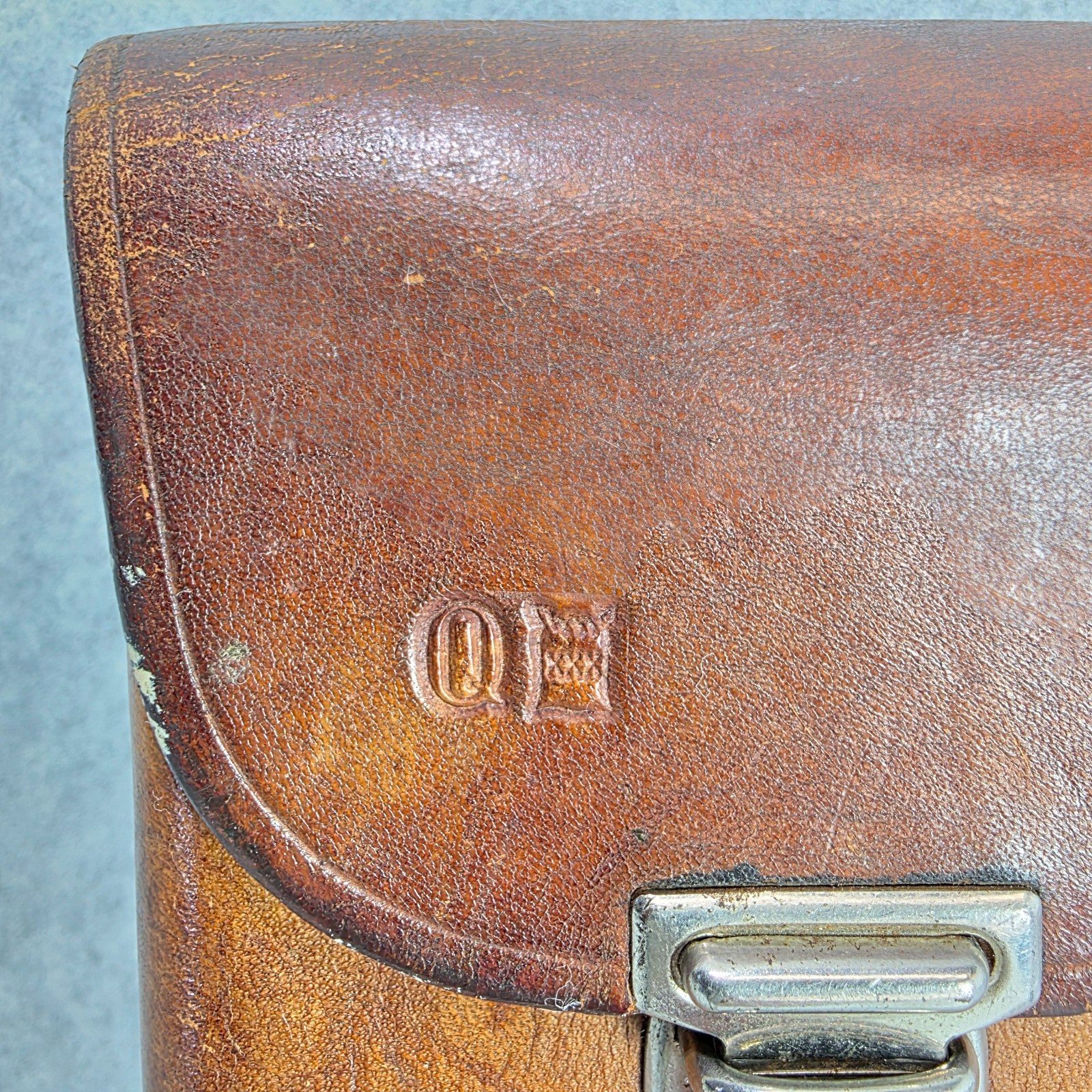 Vintage CuSack Q Leather Tool Belt Loop Hard Case Bag Pouch 8″ USA Made brown