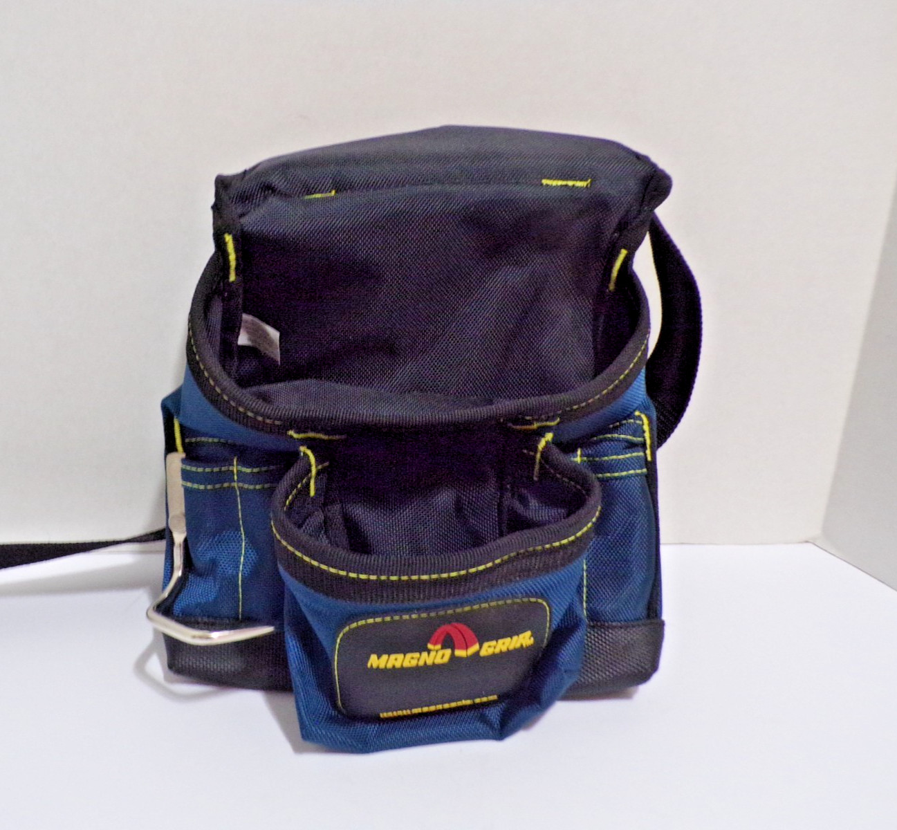 Magnogrip Waist Adjustable Tool Belt 52″ Blue, Black & Yellow-New 12″ x 9″ x 3″