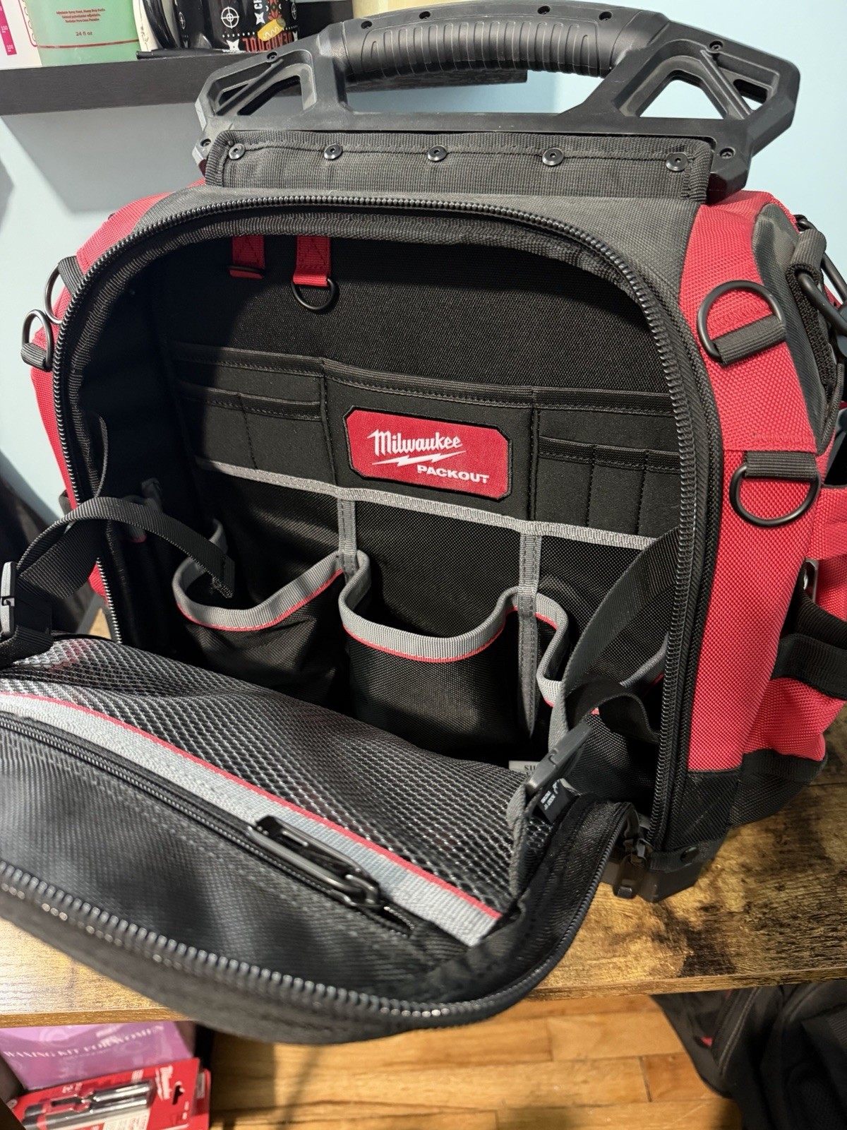 Milwaukee PACKOUT 15″ Structured Tool Bag – 48-22-8316