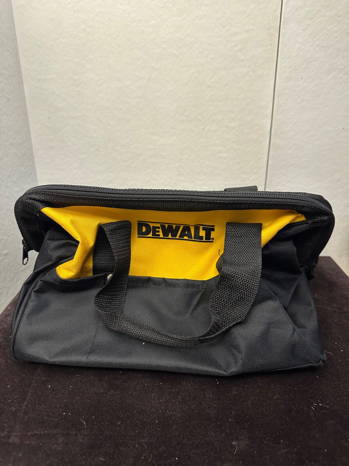 NEW Dewalt Compact Contractors Heavy Duty Canvas Tool Bag 13 x 9 x 9 in