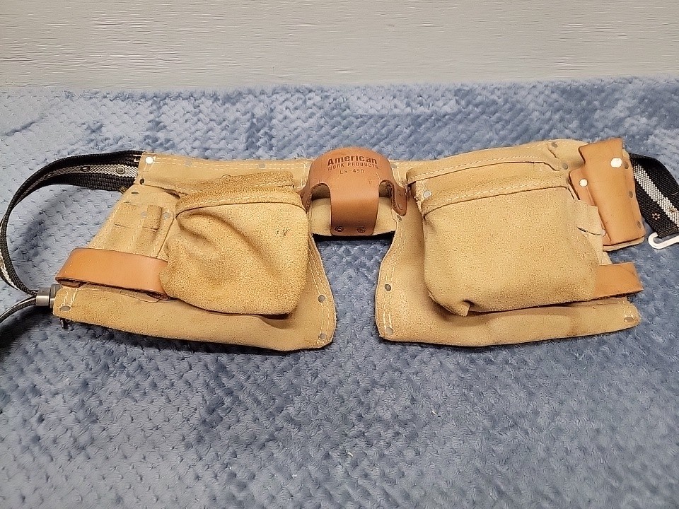 Vintage American Work Products LS-490 Leather Carpenter Tool Belt Pouch Tan
