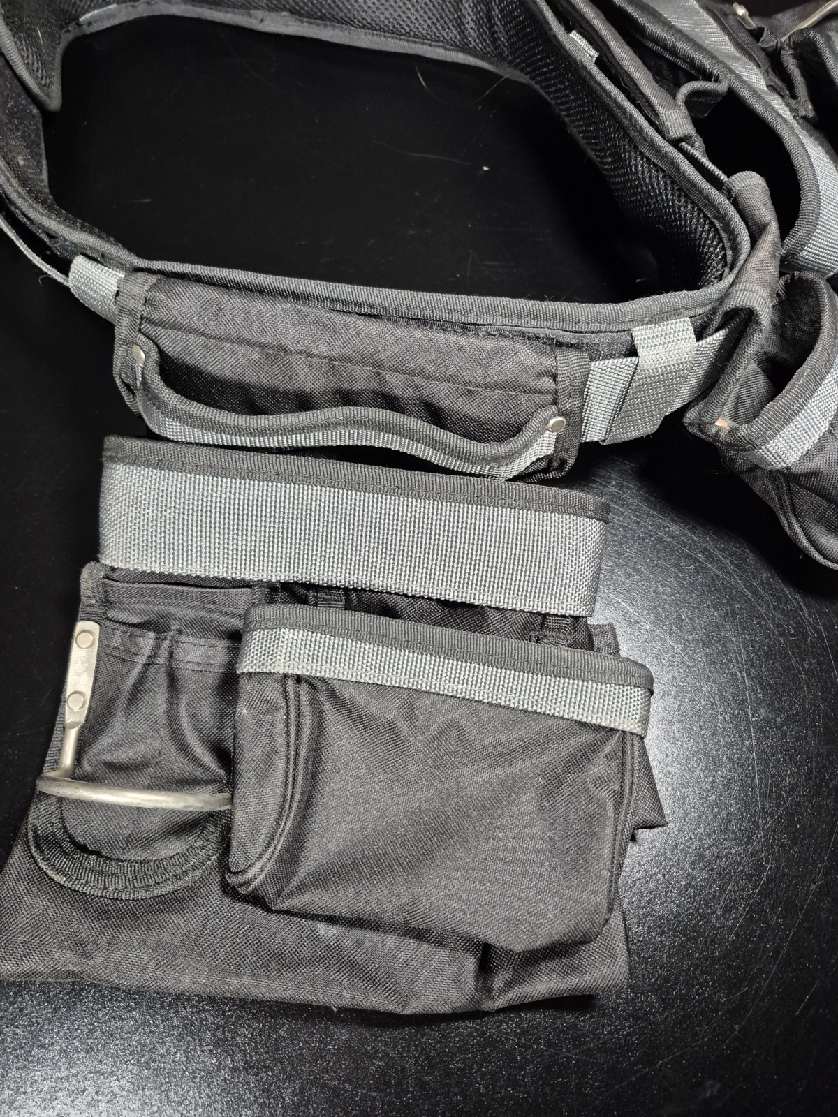 McGuire-Nicholas Tool Belt Dual Hammer Black & Gray