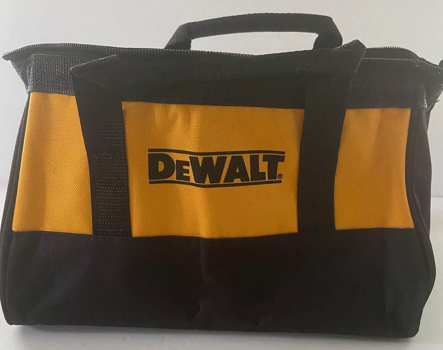 DEWALT small nylon tool bag. 11″ x 8″ x7″. N294699