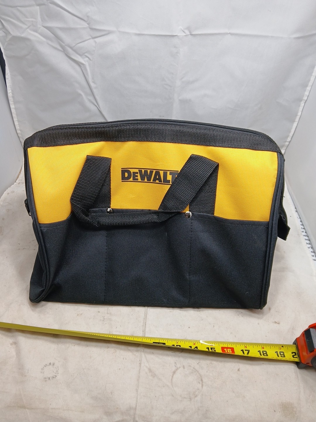 Dewalt Heavy Duty Ballistic Nylon Tool Bag 15” w Runners & 3 outside Pockets OB