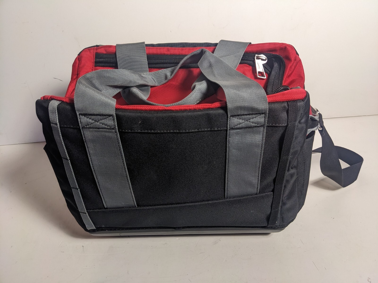 Milwaukee PACKOUT Tool Bag Modular Storage Impact Resistant Molded Base 15″ Red