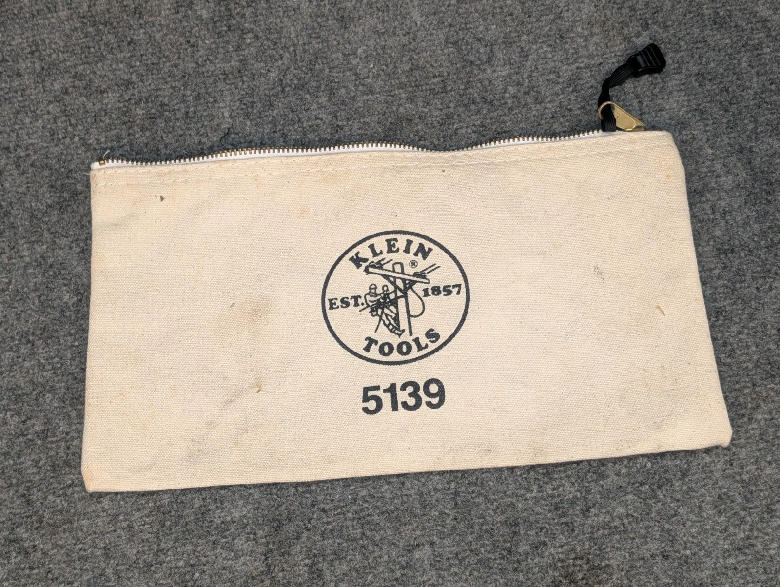 Klein Tools 5139 Zipper Bag, Canvas Tool Pouch w/ Heavy Duty Brass Zipper Close
