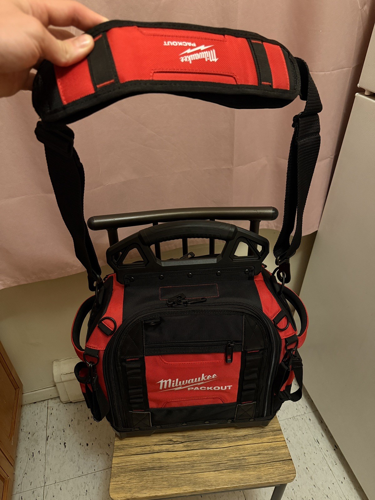 NEW Milwaukee PACKOUT 15” Structured Tool Bag 48-22-8316 Heavy Duty 65 Pockets