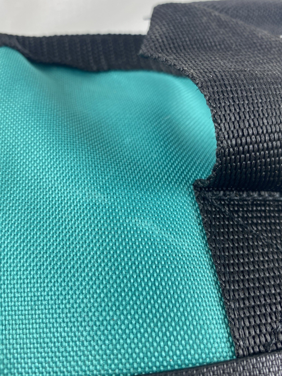 Makita Medium Size Contractor Tool Bag with Strap (13″ x 8″ x 10″) NEW