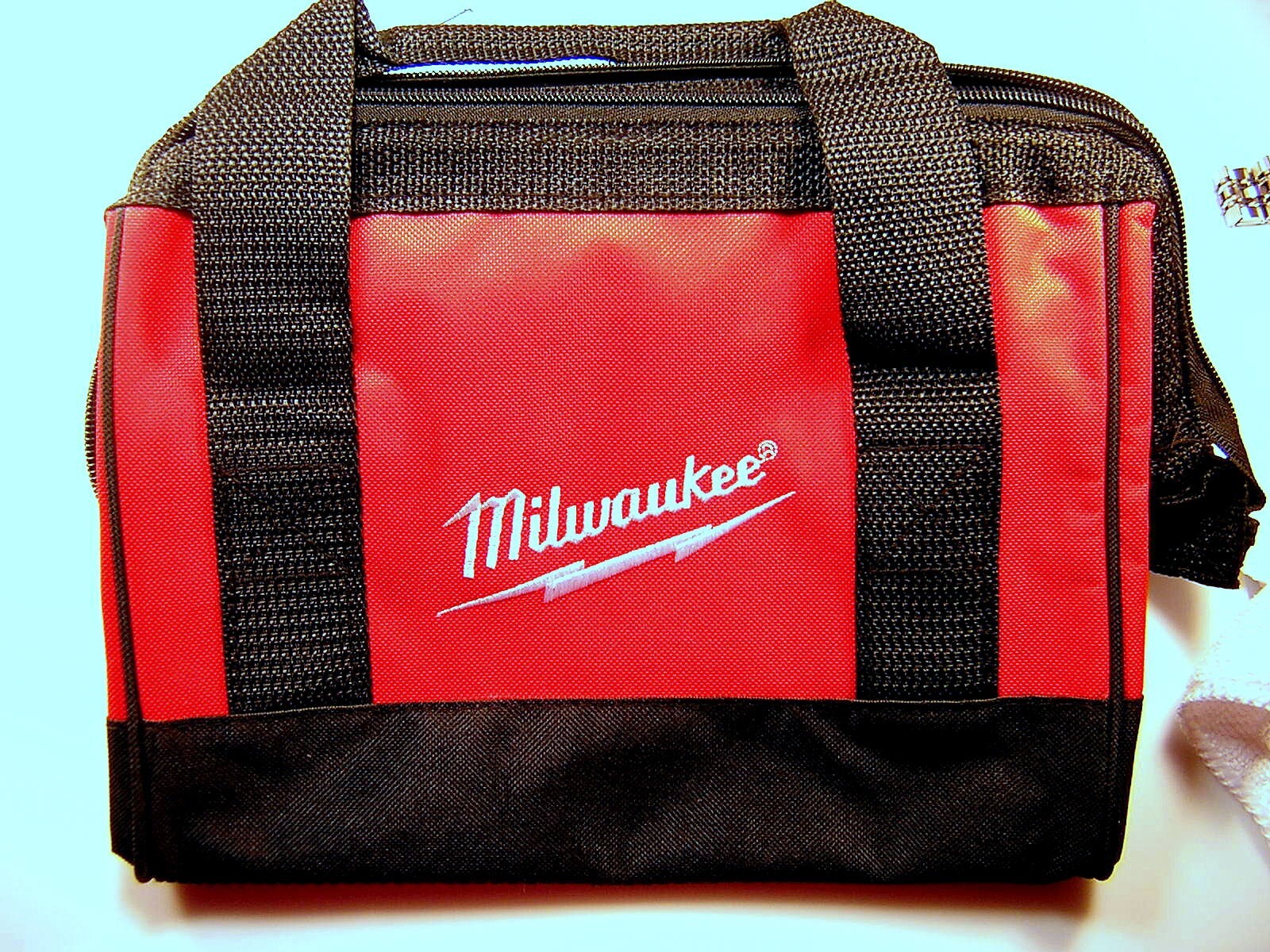 MILWAUKEE Small Heavy Duty Contractors Tool Bag Case 11″ X 10″ X 8″