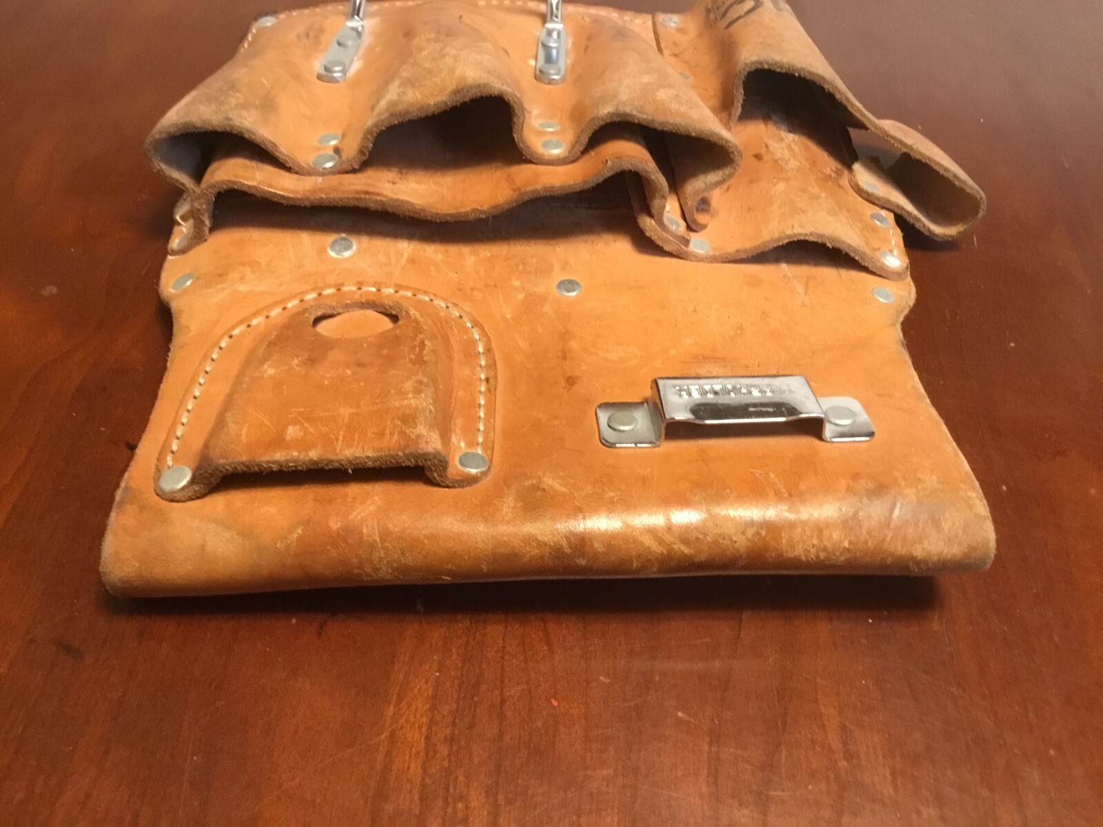 CLC Work Gear Top Grain Leather Tool Belt 7 Pocket Pouch Heavy Duty Used 10.5”