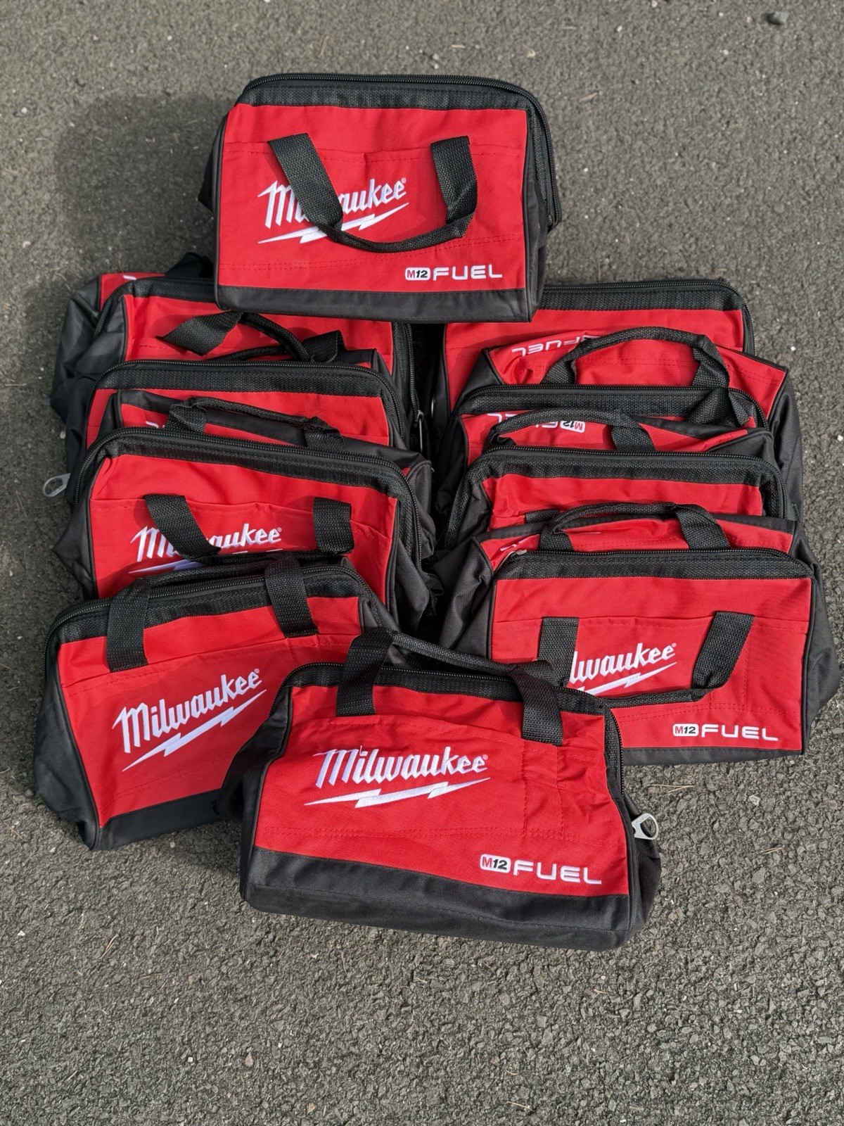 New Milwaukee FUEL M12 13″ Heavy Duty Contractors Tool Bag M18 13″ x 9″ x 10″