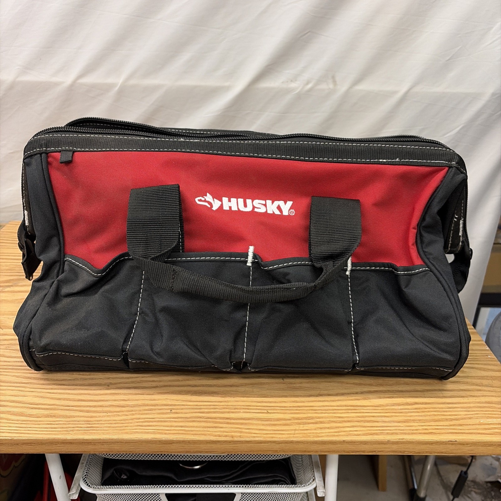NEW Husky 18” Wide Mouth Zippered Tool Bag / 7 Pockets