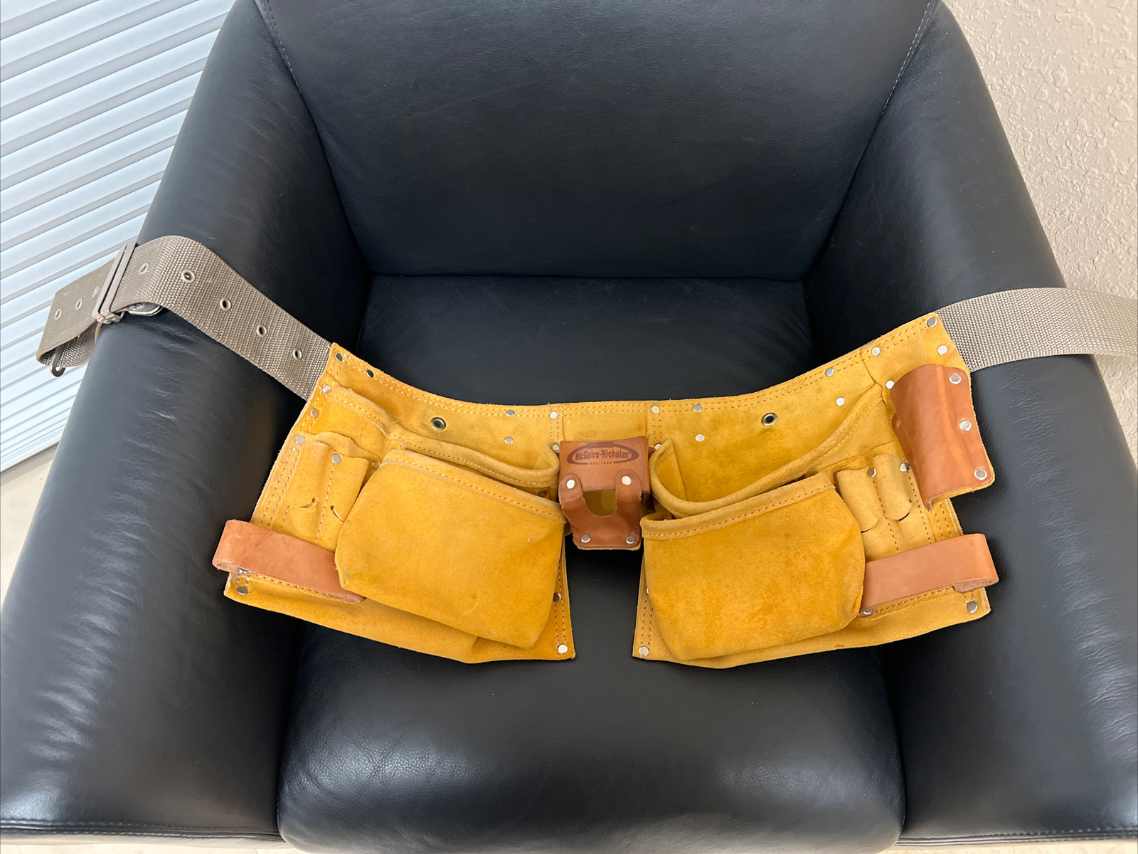 McGuire-Nicholas heavy suede cowhide tool belt model Ms490 100% Split Leather