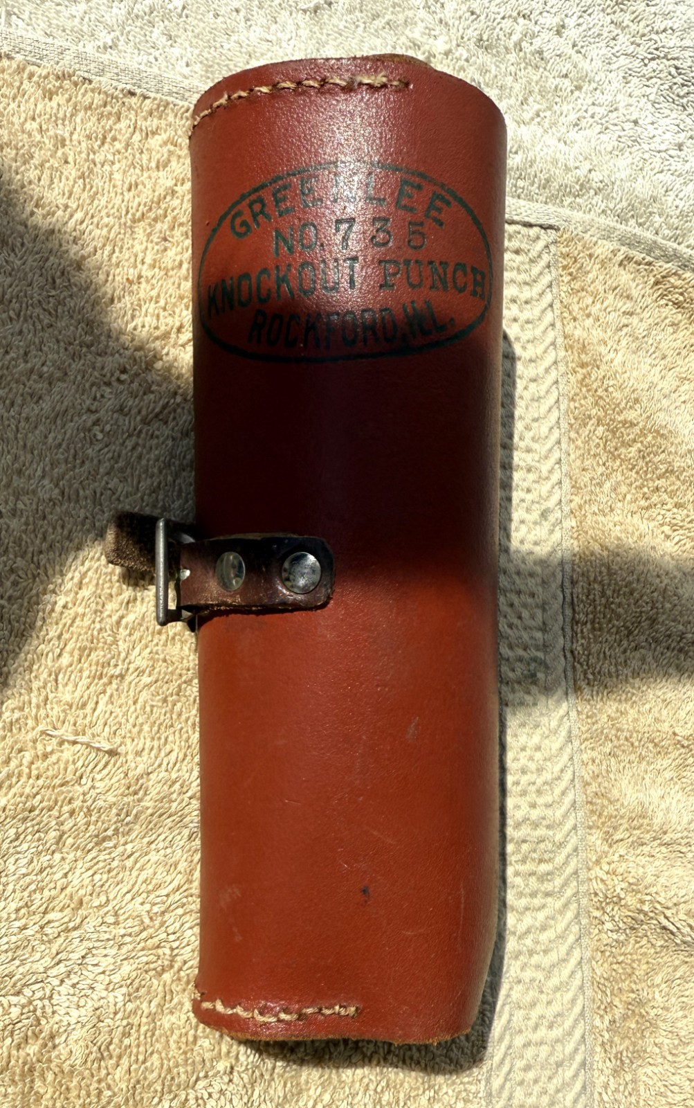 GREENLEE LEATHER NO. 735 KNOCK OUT CASE – AS PICTURED – NO TOOLS