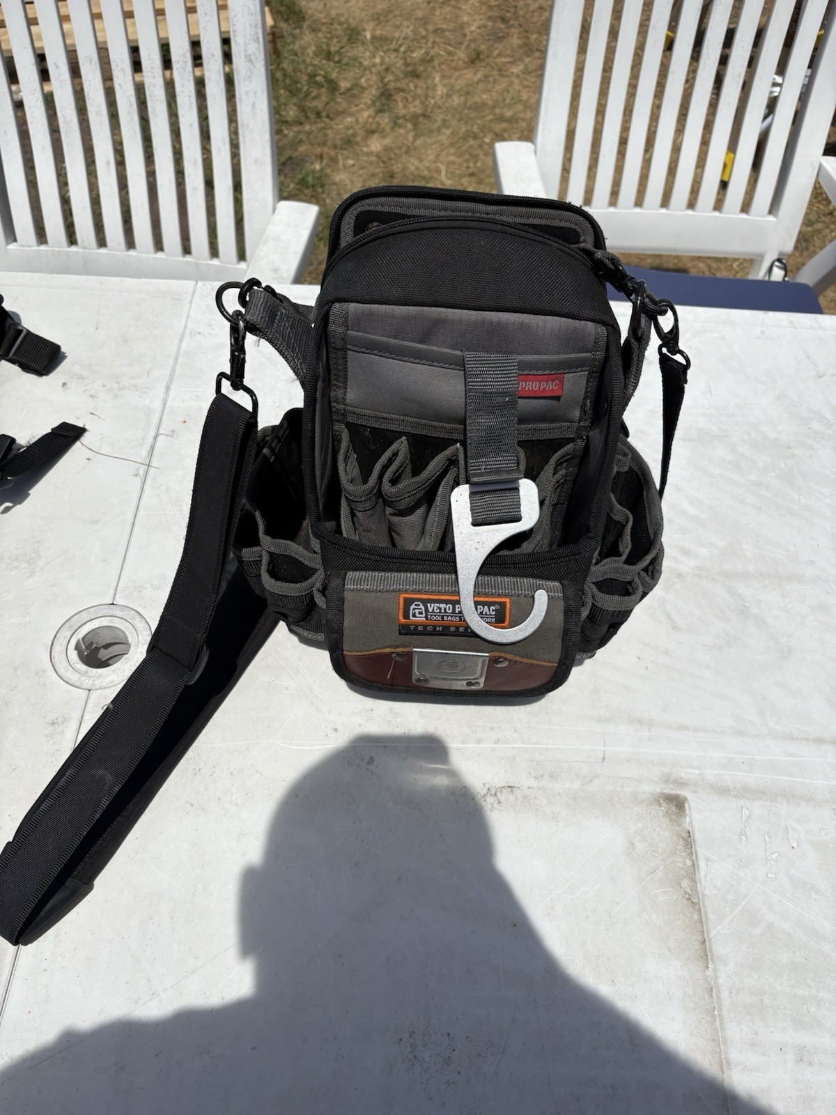 Veto Pro Pac Tech Pac Medium Nylon Tool Bag Black/Gray Handle Shoulder Strap