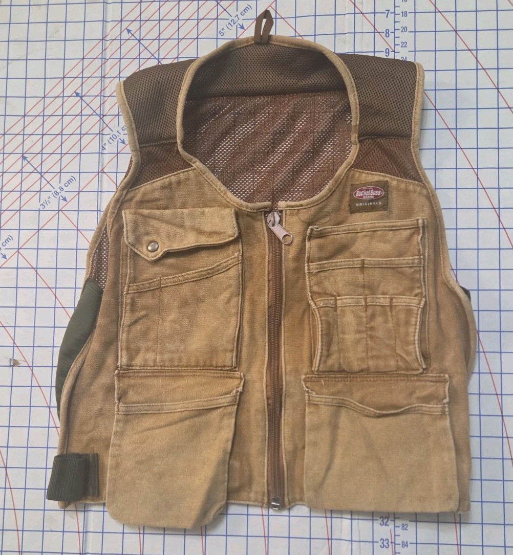 BUCKET BOSS 14-Pocket Canvas Tool Work Apron Size Small Carpenter Vest Brown