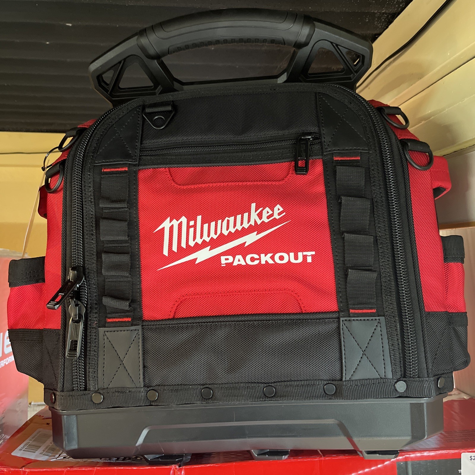 NEW Milwaukee Packout 15″ Tear-Resistant Durable Structured Tool Bag, 48-22-8316