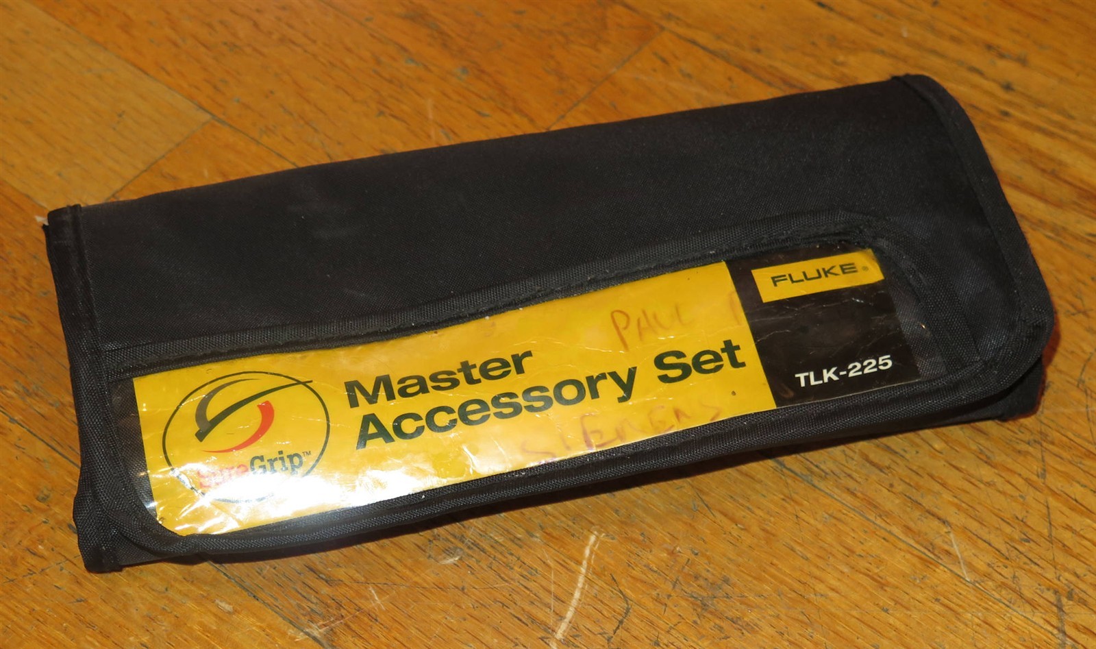 Fluke Accessory Case for DMM Cables, Clips, Probes & More – TLK-225 – EMPTY CASE