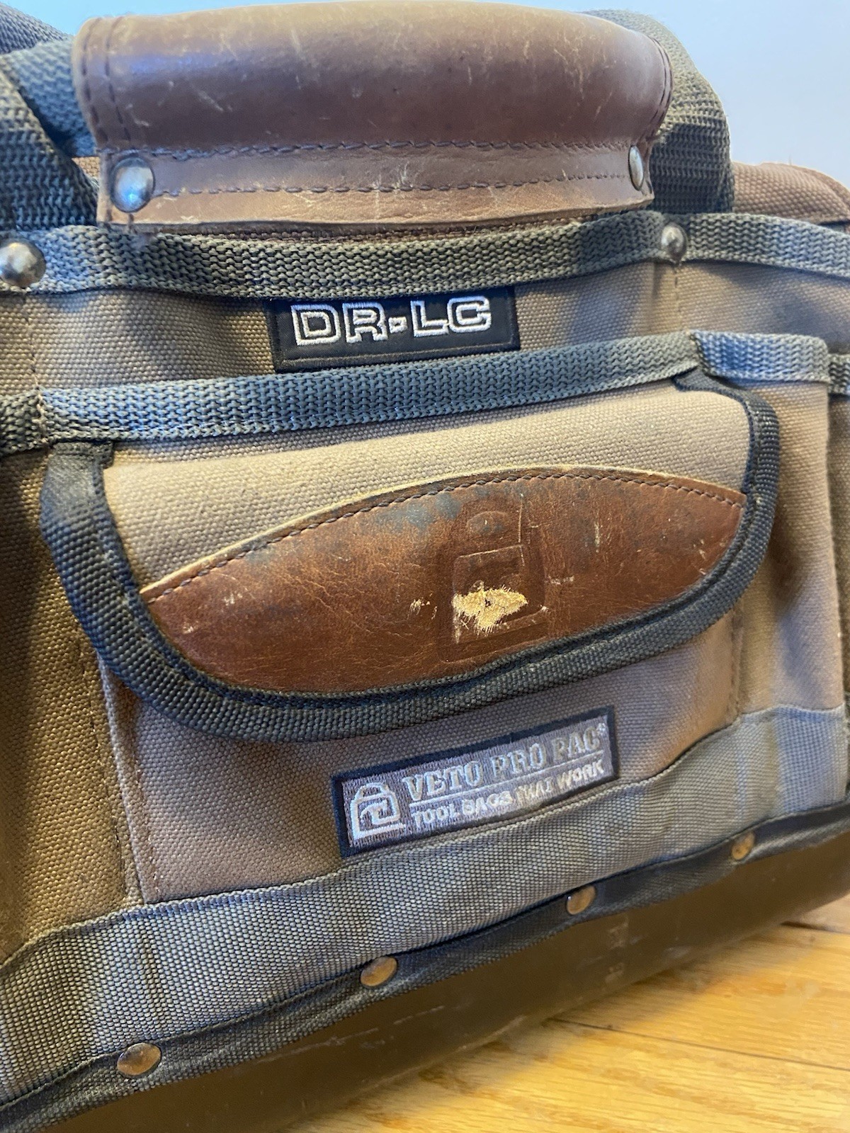 Veto Pro Pac DR-LC Tool Bag Medium Nylon Padded Handle Brown Heavy Duty