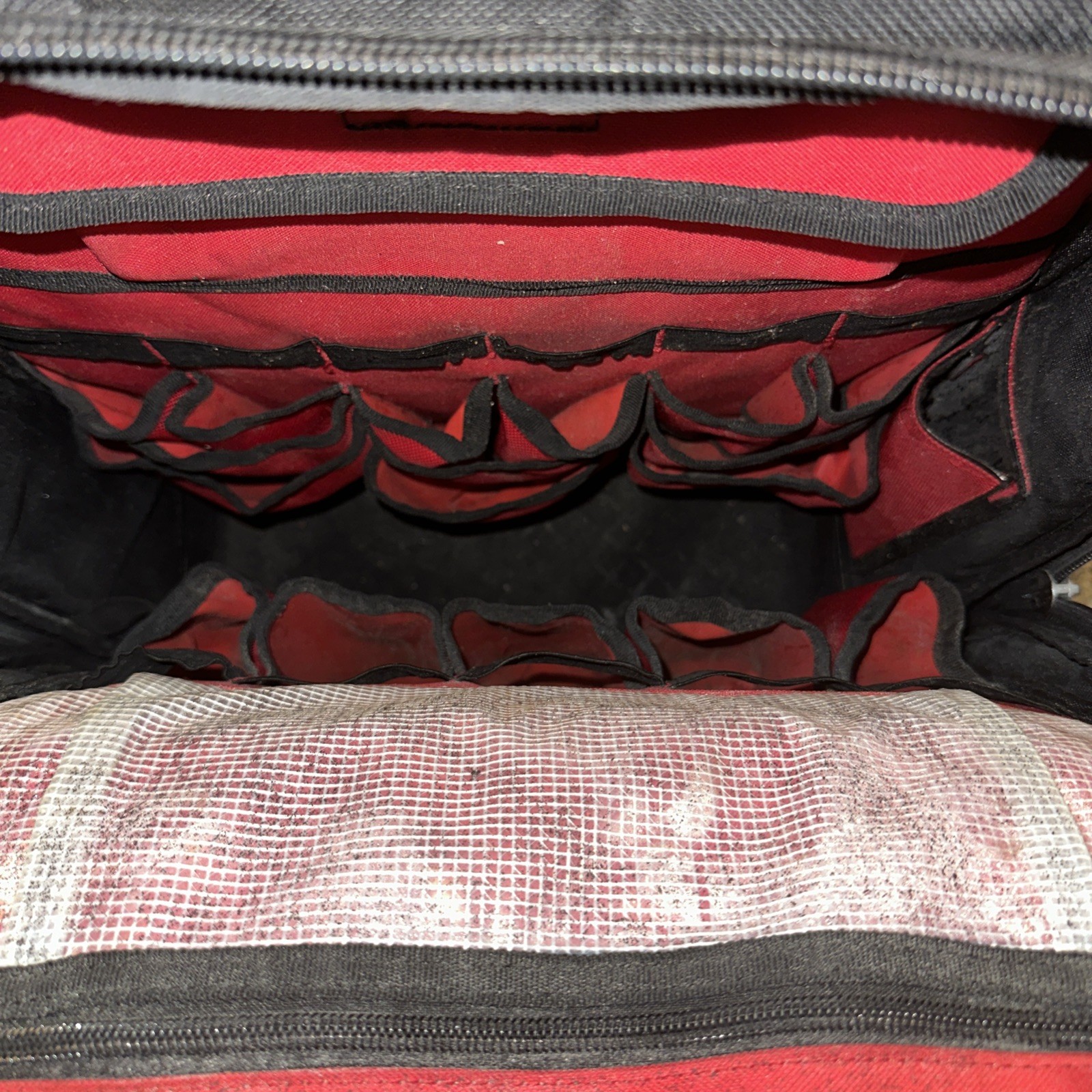Milwaukee Ultimate Jobsite Backpack -Red/Black (48-22-8201)
