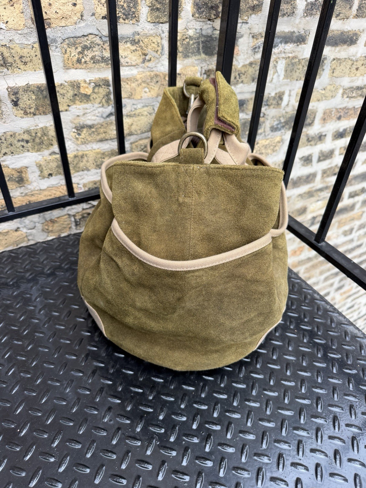Smith & Hawken Premium Suede Leather Gardening Tool Bag w/ Shoulder Strap Green