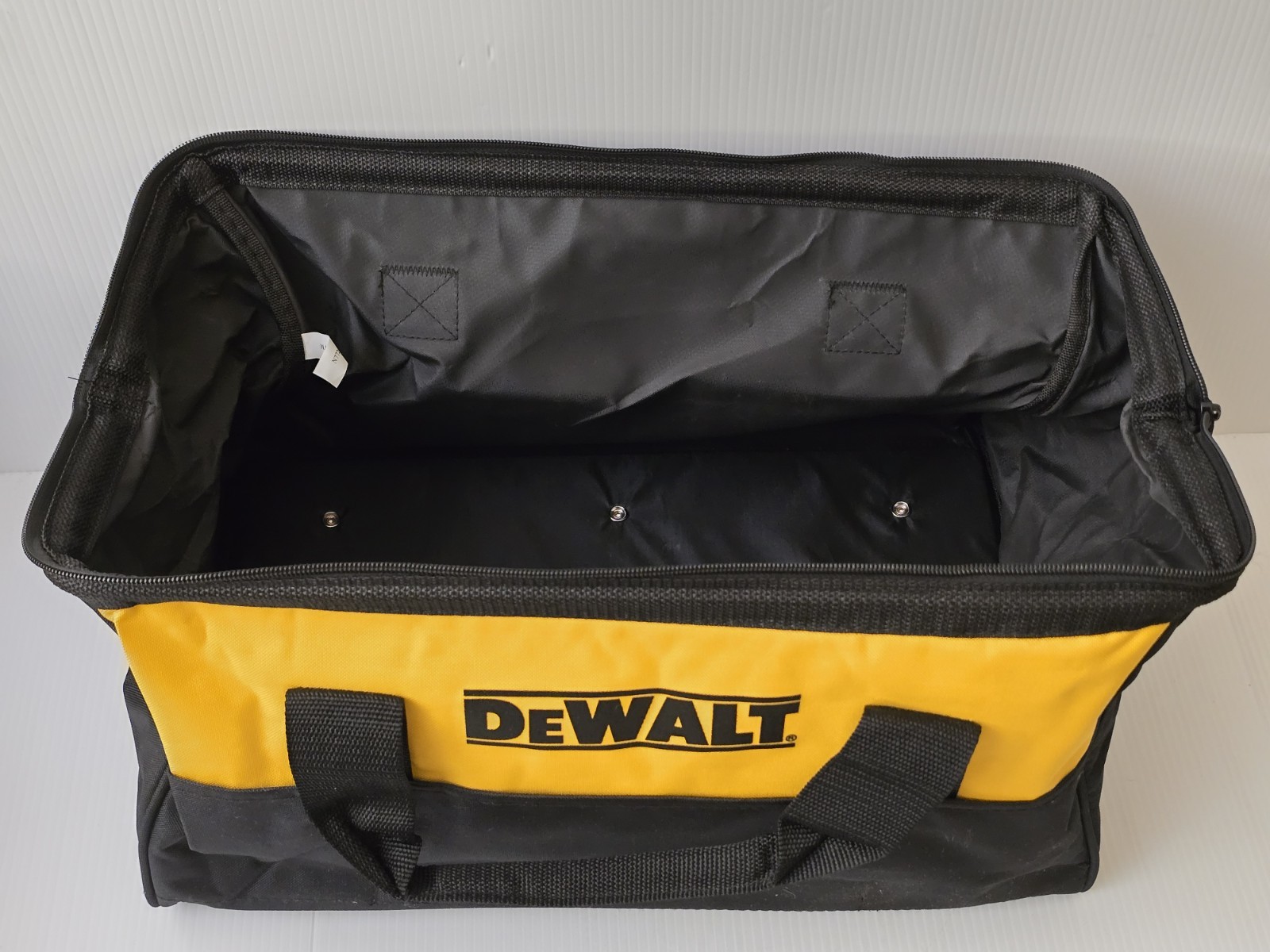 Dewalt N772414 Tool Bag Heavy Duty Nylon 18″ X 11″ X 10″