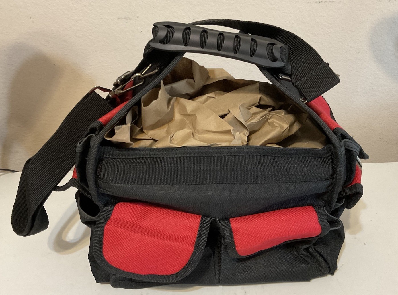 Snap On Tools Heavy Duty Tool Bag 11 X 9 , Handle, Shoulder Strap, Pockets NEW