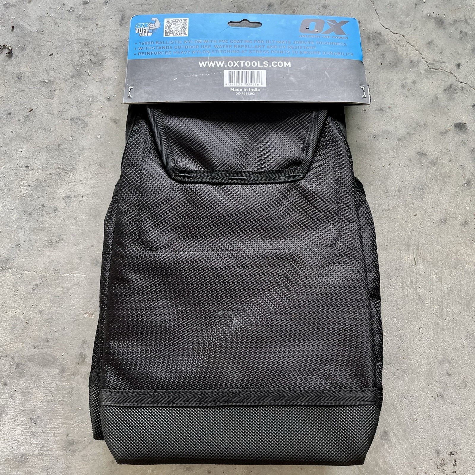 OX Tools Dynamic Nylon 7 Pocket Tool Pouch with Hammer Holder