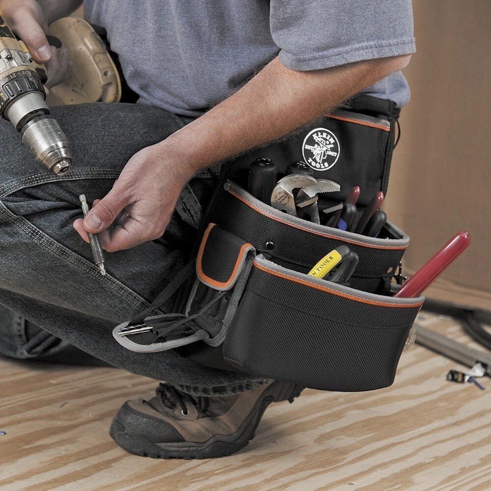 New KLEIN TOOLS 55428 Tradesman Pro Electrician Tool Belt Size L 26 Pocket Black