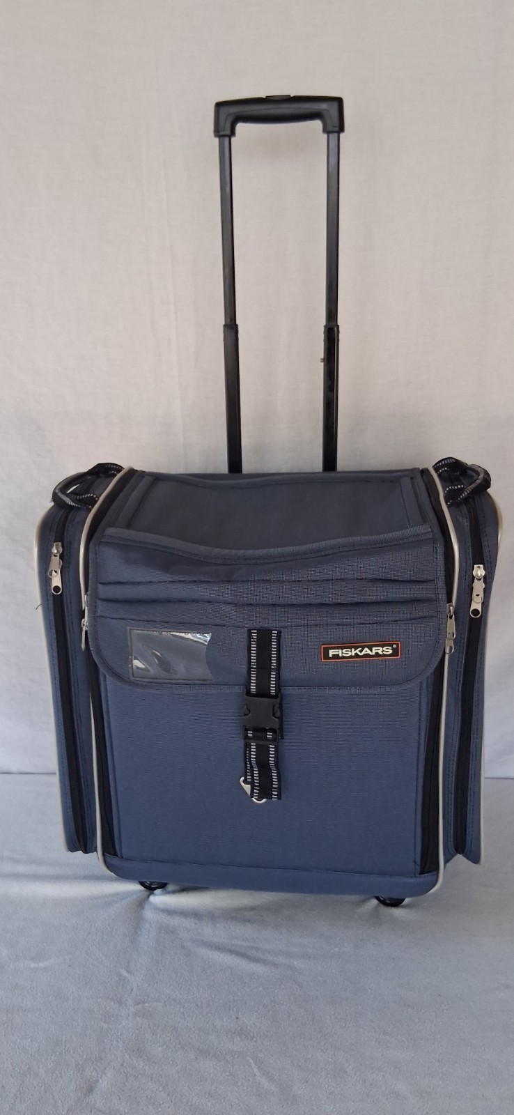 Fiskars Portable Rolling Wheels/ Spinner Multiple Pockets Waterproof Tool Bag BL