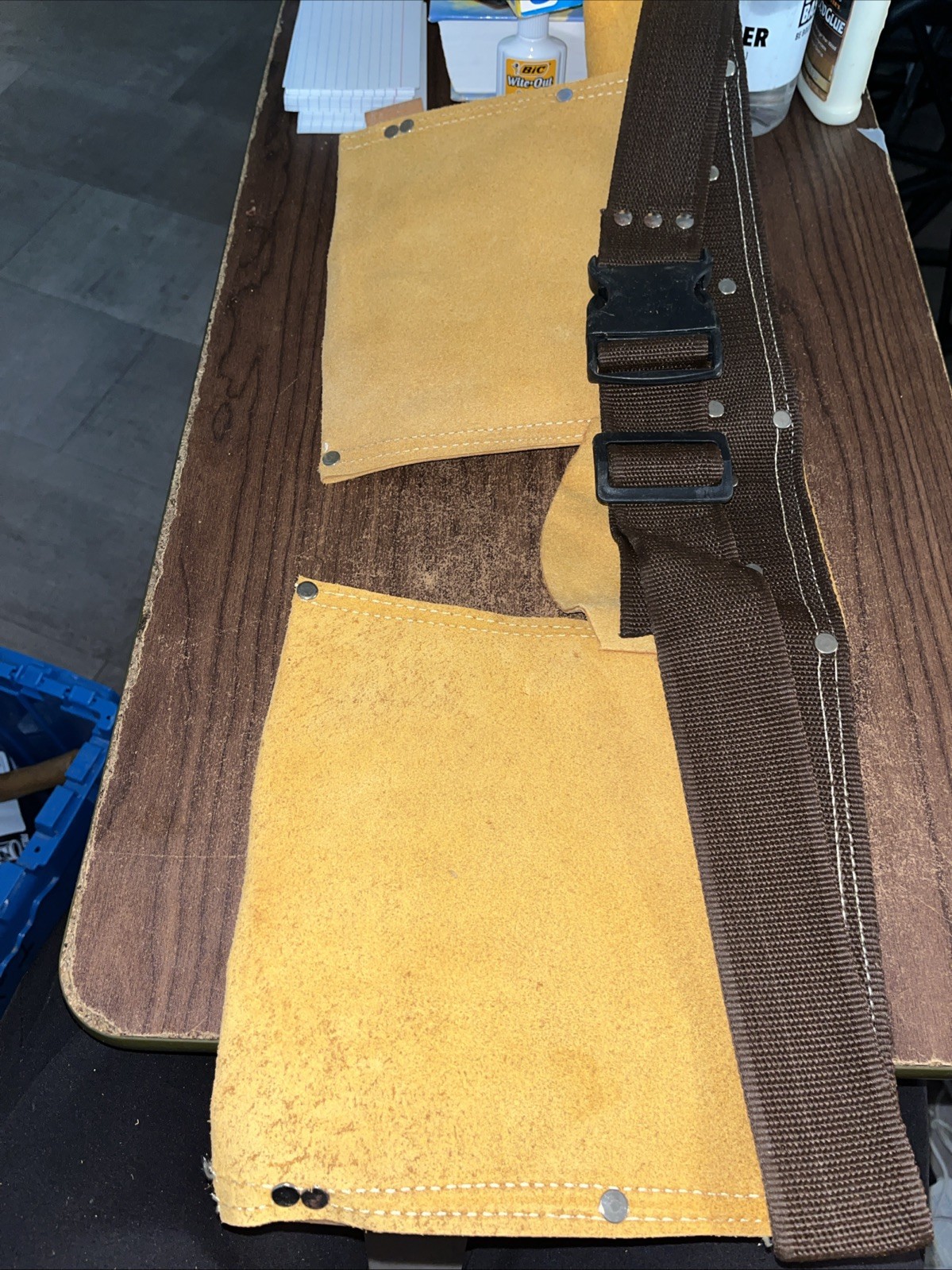 TUFF STUFF 11-Pocket Suede Leather Tool Apron in Gold